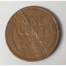 UNITED STATES OF AMERICA 1941 . ONE 1 CENT COIN . ERROR . CRACKED PLANCHET